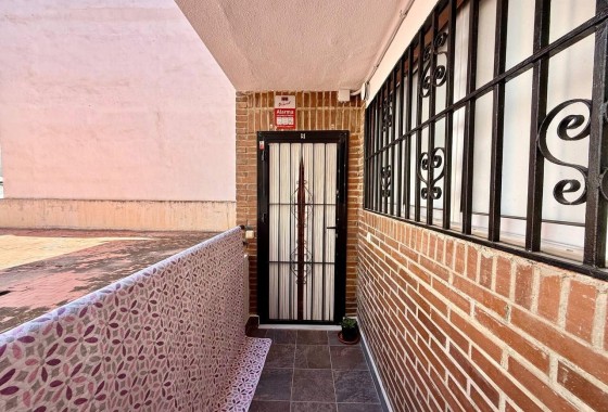 Wiederverkauf - Wohnung / Apartment -
Torrevieja - Playa del Cura