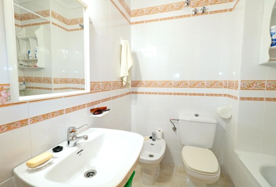 Wiederverkauf - Wohnung / Apartment -
Torrevieja - Acequion