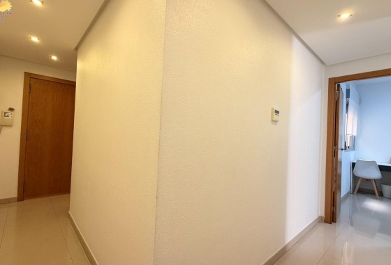 Herverkoop - Appartement / Flat -
Torrevieja - Parque de las Naciones