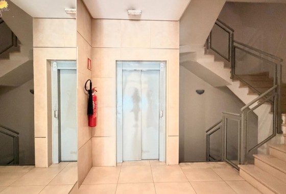 Herverkoop - Appartement / Flat -
Torrevieja - Parque de las Naciones