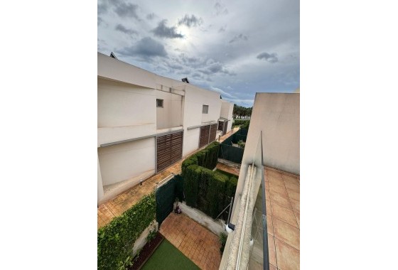 Wiederverkauf - Reihenhaus -
Torrevieja - Punta Prima