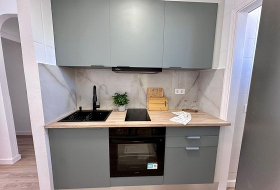 Herverkoop - Appartement / Flat -
Torrevieja