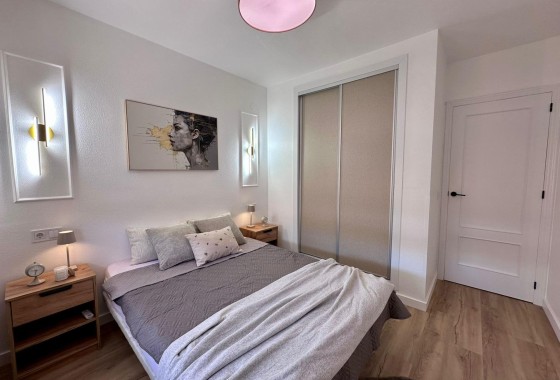 Herverkoop - Appartement / Flat -
Torrevieja