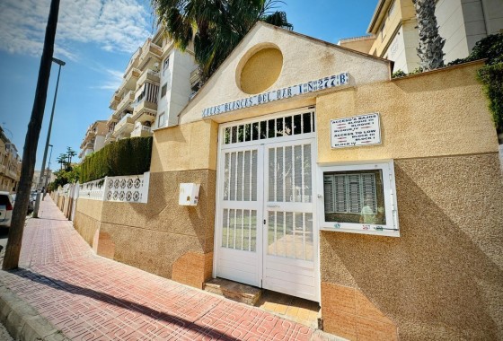 Herverkoop - Appartement / Flat -
Torrevieja - Playa del Cura