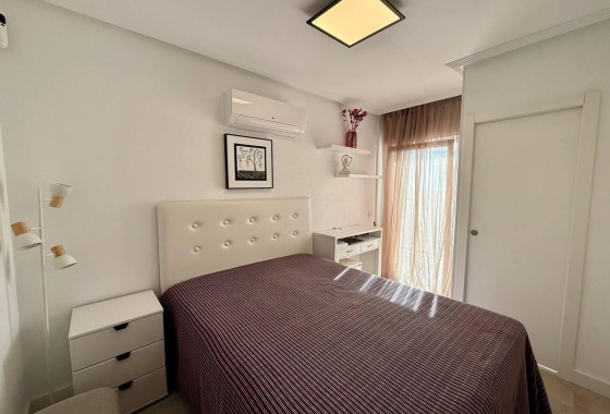 Wiederverkauf - Wohnung / Apartment -
Torrevieja - Nueva Torrevieja