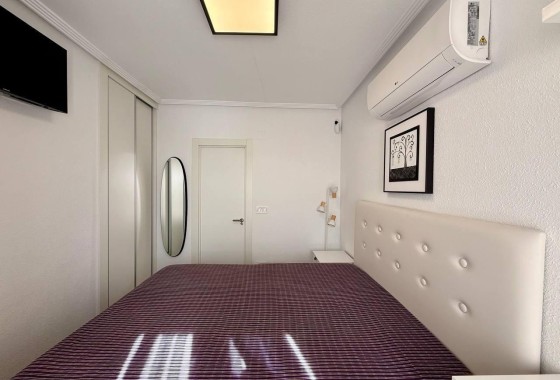 Wiederverkauf - Wohnung / Apartment -
Torrevieja - Nueva Torrevieja