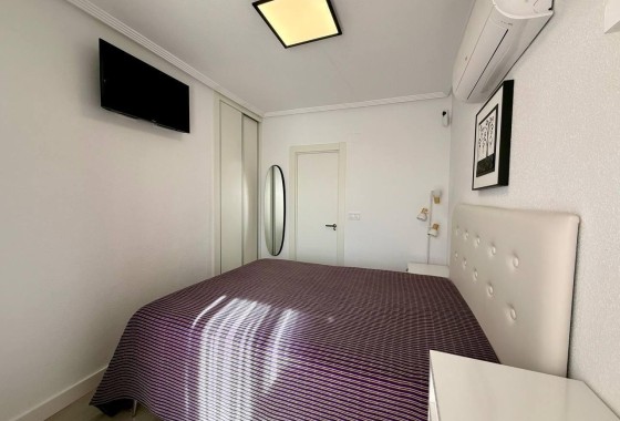 Wiederverkauf - Wohnung / Apartment -
Torrevieja - Nueva Torrevieja
