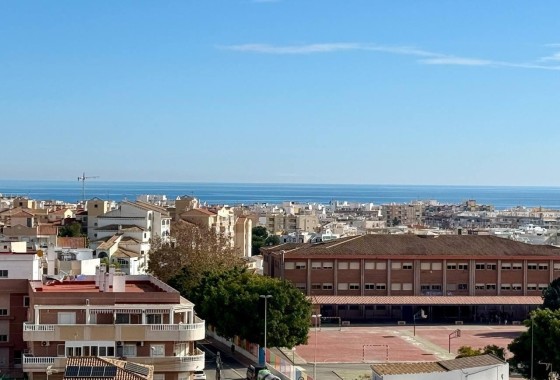 Wiederverkauf - Wohnung / Apartment -
Torrevieja - Nueva Torrevieja