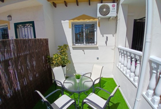 Wiederverkauf - Wohnung / Apartment -
Orihuela - Urbanización Perla del Mar
