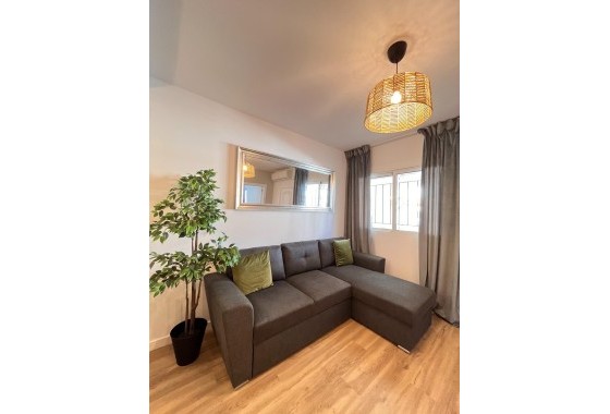 Wiederverkauf - Wohnung / Apartment -
Orihuela - Urbanización Perla del Mar