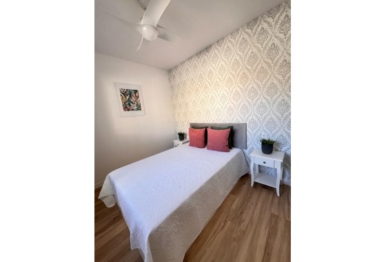 Wiederverkauf - Wohnung / Apartment -
Orihuela - Urbanización Perla del Mar