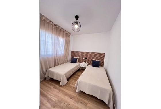 Wiederverkauf - Wohnung / Apartment -
Orihuela - Urbanización Perla del Mar
