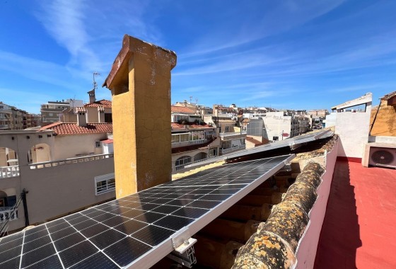 Wiederverkauf - Wohnung / Apartment -
Torrevieja