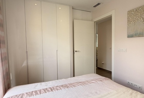 Wiederverkauf - Freistehende Villa -
Torrevieja - Aguas Nuevas