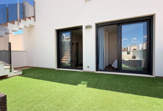 Wiederverkauf - Freistehende Villa -
Torrevieja - Aguas Nuevas