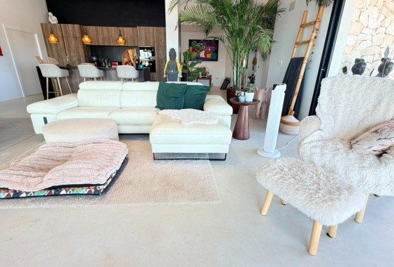 Resale - Detached Villa -
Pinoso