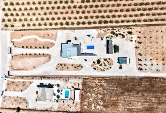 Resale - Detached Villa -
Pinoso