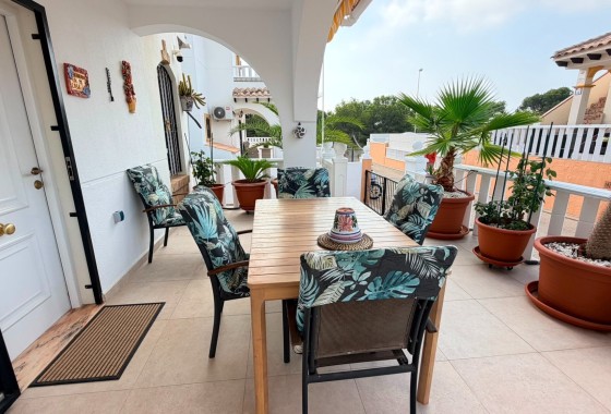 Revente - Villa jumelée -
Lomas de Cabo Roig - Playa Golf