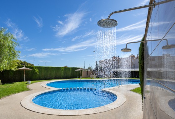 Revente - Villa jumelée -
Lomas de Cabo Roig - Playa Golf