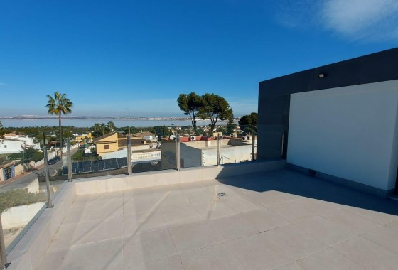 Herverkoop - Vrijstaande villa -
Torrevieja - Los Balcones