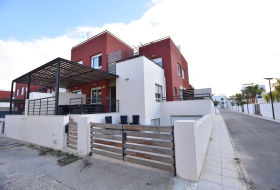 Herverkoop - Vrijstaande Villa -
Algorfa - La Finca Golf Resort