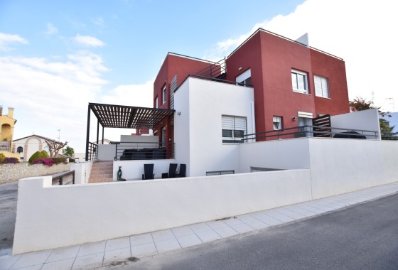 Herverkoop - Vrijstaande Villa -
Algorfa - La Finca Golf Resort