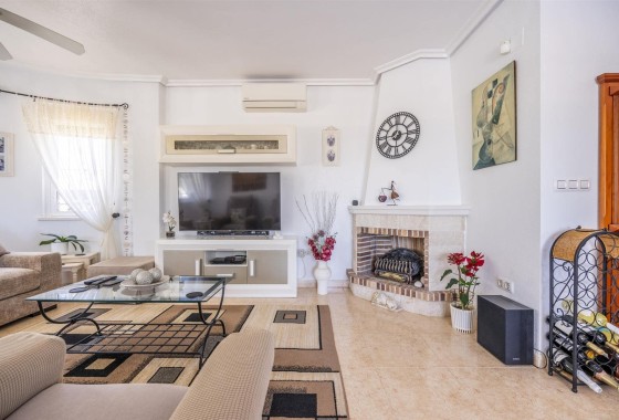 Revente - Villa Individuelle -
Sucina