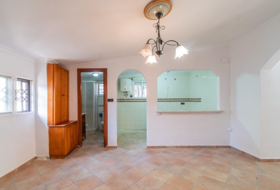 Herverkoop - Vrijstaande Villa -
Torrevieja - Orihuela Costa