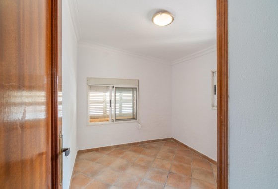 Herverkoop - Vrijstaande Villa -
Torrevieja - Orihuela Costa