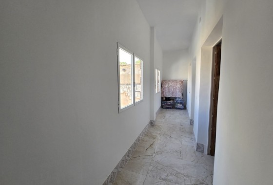 Venta - Apartamento / Piso -
Pinoso