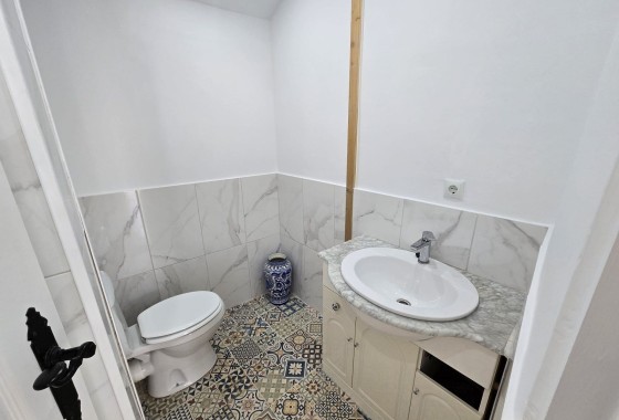 Venta - Apartamento / Piso -
Pinoso