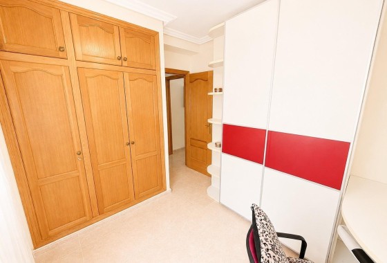 Resale - Apartment / Flat -
Torrevieja - Playa del Cura