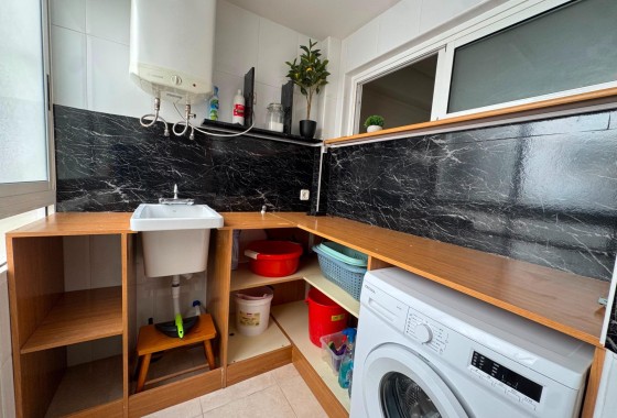Herverkoop - Appartement / Flat -
Torrevieja - Playa de los Locos