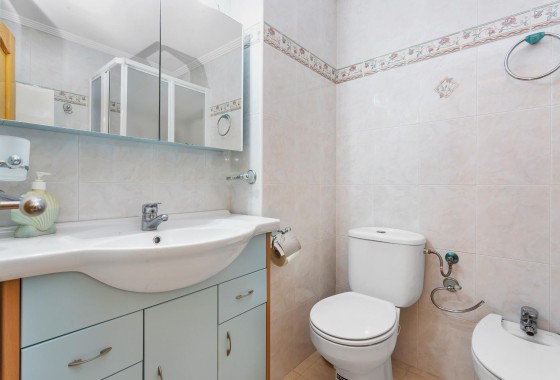 Herverkoop - Appartement / Flat -
Torrevieja - Playa de los Locos