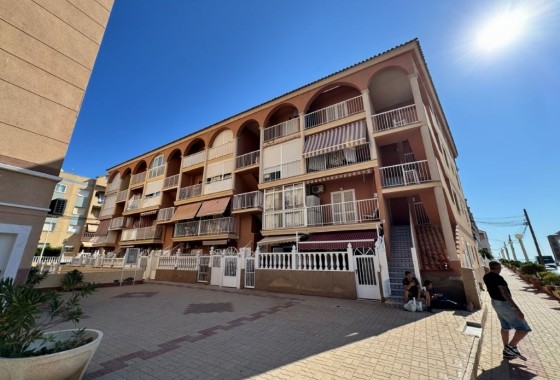 Resale - Apartment / Flat -
La Mata