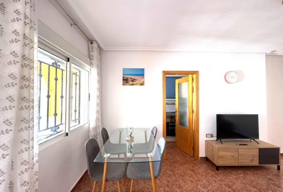 Herverkoop - Appartement / Flat -
Torrevieja - Los Balcones