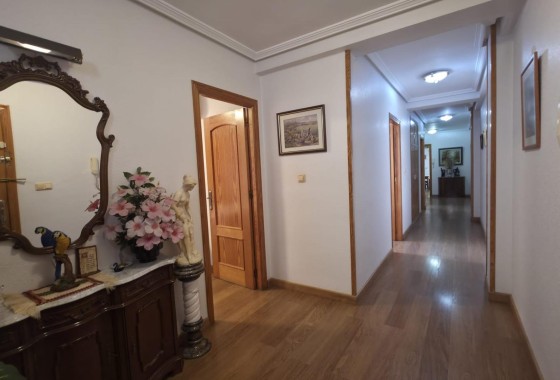 Wiederverkauf - Wohnung / Apartment -
Torrevieja - Acequion