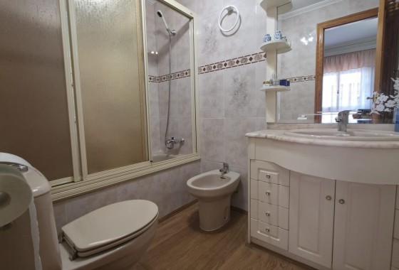 Wiederverkauf - Wohnung / Apartment -
Torrevieja - Acequion