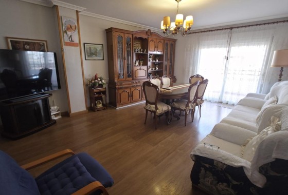 Wiederverkauf - Wohnung / Apartment -
Torrevieja - Acequion