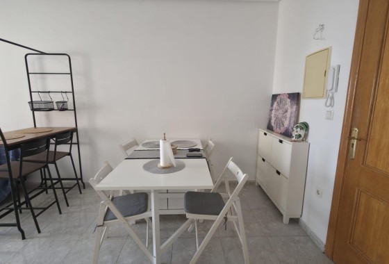 Wiederverkauf - Wohnung / Apartment -
Torrevieja - Playa de los Locos