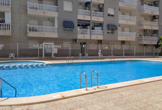Wiederverkauf - Wohnung / Apartment -
Torrevieja