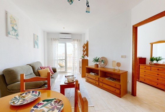 Wiederverkauf - Wohnung / Apartment -
Torrevieja