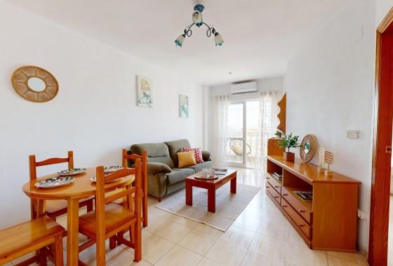 Wiederverkauf - Wohnung / Apartment -
Torrevieja