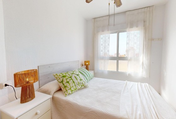 Wiederverkauf - Wohnung / Apartment -
Torrevieja