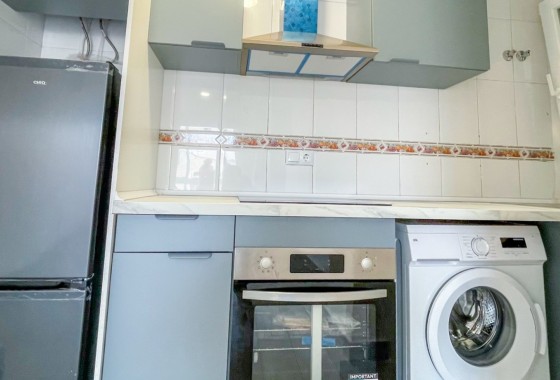 Wiederverkauf - Wohnung / Apartment -
Torrevieja