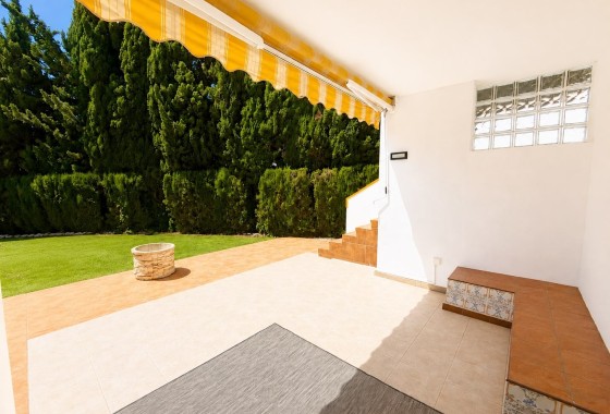 Herverkoop - Vrijstaande Villa -
Villamartín
