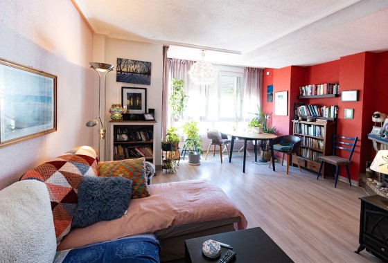 Venta - Apartamento / Piso -
Torrevieja
