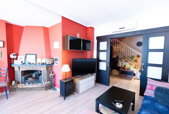 Venta - Apartamento / Piso -
Torrevieja