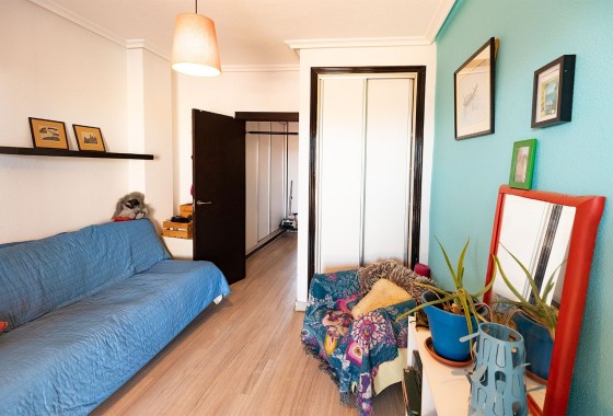 Venta - Apartamento / Piso -
Torrevieja