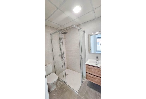 Wiederverkauf - Wohnung / Apartment -
Torrevieja - Paseo Maritimo